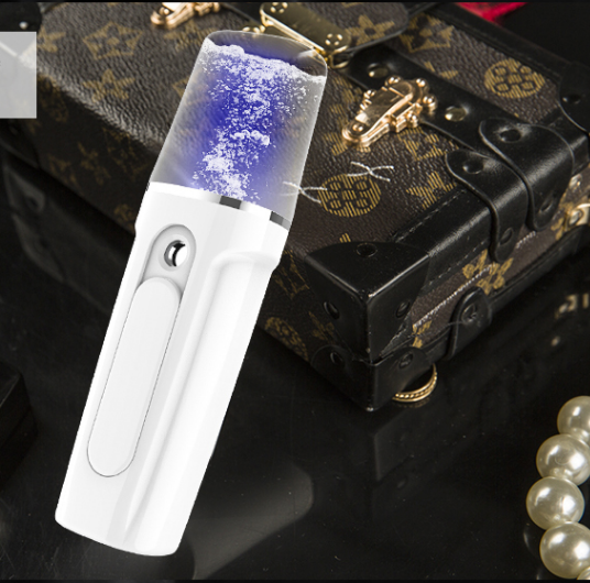 جهاز تجميل لترطيب الوجه مع شحن USB